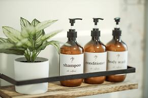 Blvd Sunset... a spot to relax