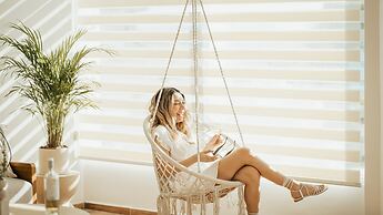 Blvd Sunset... a spot to relax