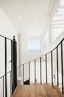 Blvd Sunset... a spot to relax