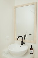 Blvd Sunset... a spot to relax