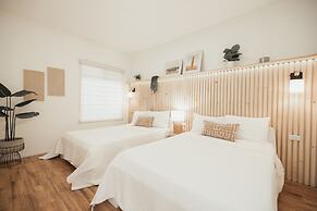 Blvd Sunset... a spot to relax