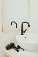 Blvd Sunset... a spot to relax