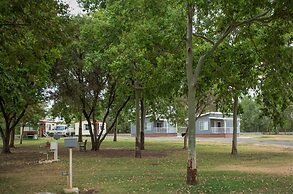 Coonamble Riverside Holiday Park
