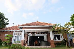 Shoreside by Cocotel