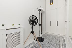 Strzelecka Apartment by Renters Prestige