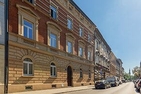 Strzelecka Apartment by Renters Prestige