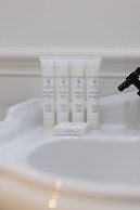 Strzelecka Apartment by Renters Prestige