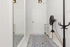 Strzelecka Apartment by Renters Prestige