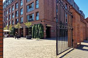 Strzelecka Apartment by Renters Prestige