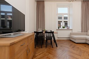 Strzelecka Apartment by Renters Prestige