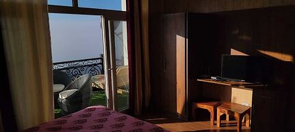 Casa Arhan Luxury Mussoorie Homestay