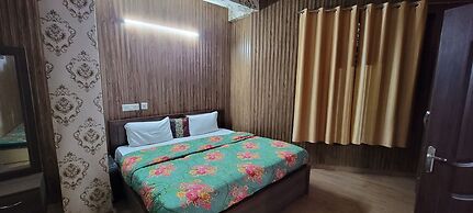 Casa Arhan Luxury Mussoorie Homestay