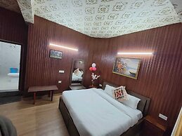 Casa Arhan Luxury Mussoorie Homestay