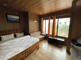 Casa Arhan Luxury Mussoorie Homestay