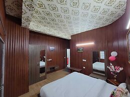 Casa Arhan Luxury Mussoorie Homestay