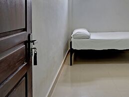 OYO Life 92919 Kost Wijaya Kusuma Lake Syariah