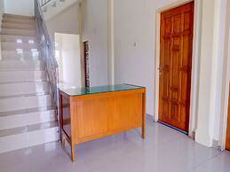 OYO Life 92637 Kost Arya Exclusive