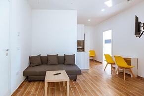 Central House Naples