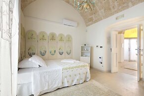 3375 Masseria Cucuruzza - Camera Angela