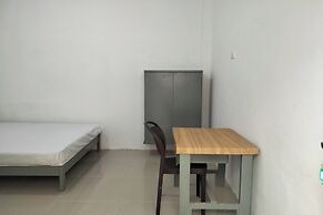 OYO Life 93054 Th Residence 135 Syariah