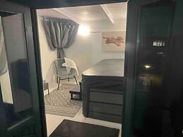 Serenity Haven 4-bed With Hottub,games,gym & More