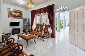 OYO Life 92803 Penginapan Purnama