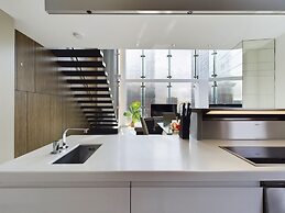 Amazing Skyline Views 3BR Duplex