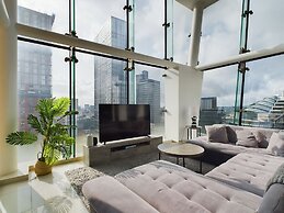 Amazing Skyline Views 3BR Duplex