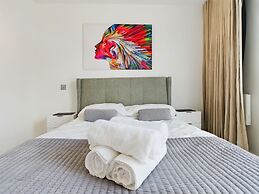 Amazing Skyline Views 3BR Duplex