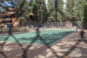 La Residence V #t05 1 Bedroom Condo by RedAwning