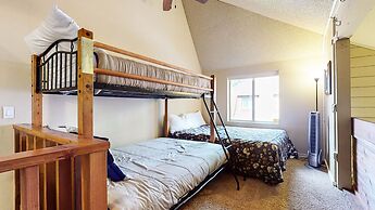 La Residence V #t05 1 Bedroom Condo by RedAwning