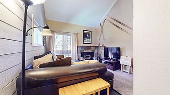 La Residence V #t05 1 Bedroom Condo by RedAwning