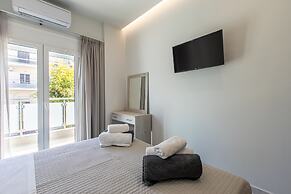 Neaira city apartment near the beach