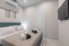 Neaira city apartment near the beach