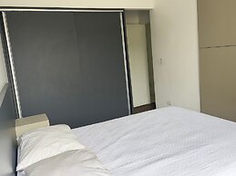 Modern Sea View / Late check-out on Sundays