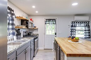 Charming Watkins Glen Home w/ Yard!