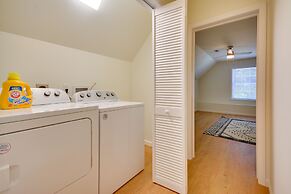 Timeless Hillsville Farmhouse: Blue Ridge Parkway!