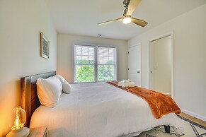 Timeless Hillsville Farmhouse: Blue Ridge Parkway!