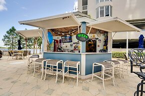 1 Mi to Disney World: Lakefront Condo in Orlando!