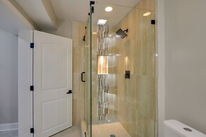 4 Mi to Dtwn: Upscale Home in Baltimore