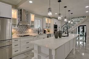 4 Mi to Dtwn: Upscale Home in Baltimore