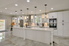 4 Mi to Dtwn: Upscale Home in Baltimore