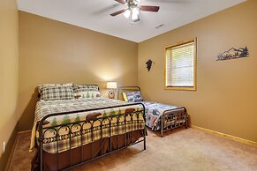 Murphy Cabin w/ Hot Tub, Fire Pit & Mountain Views