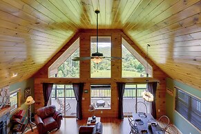 Murphy Cabin w/ Hot Tub, Fire Pit & Mountain Views