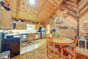Countryside Views: Family-friendly Badger Cabin