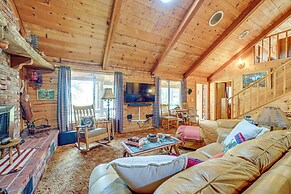 Countryside Views: Family-friendly Badger Cabin