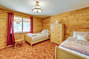 Countryside Views: Family-friendly Badger Cabin