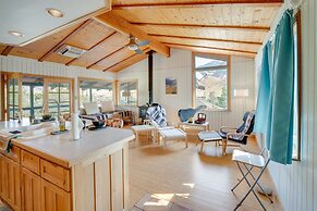 Scenic Kernville Getaway w/ Deck & Mountain Views!