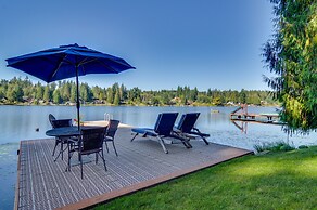 Lakefront Snohomish Cottage w/ Private Dock!