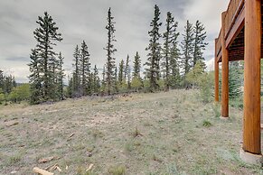 Jefferson Mountain Cabin w/ Private Deck & Grill!